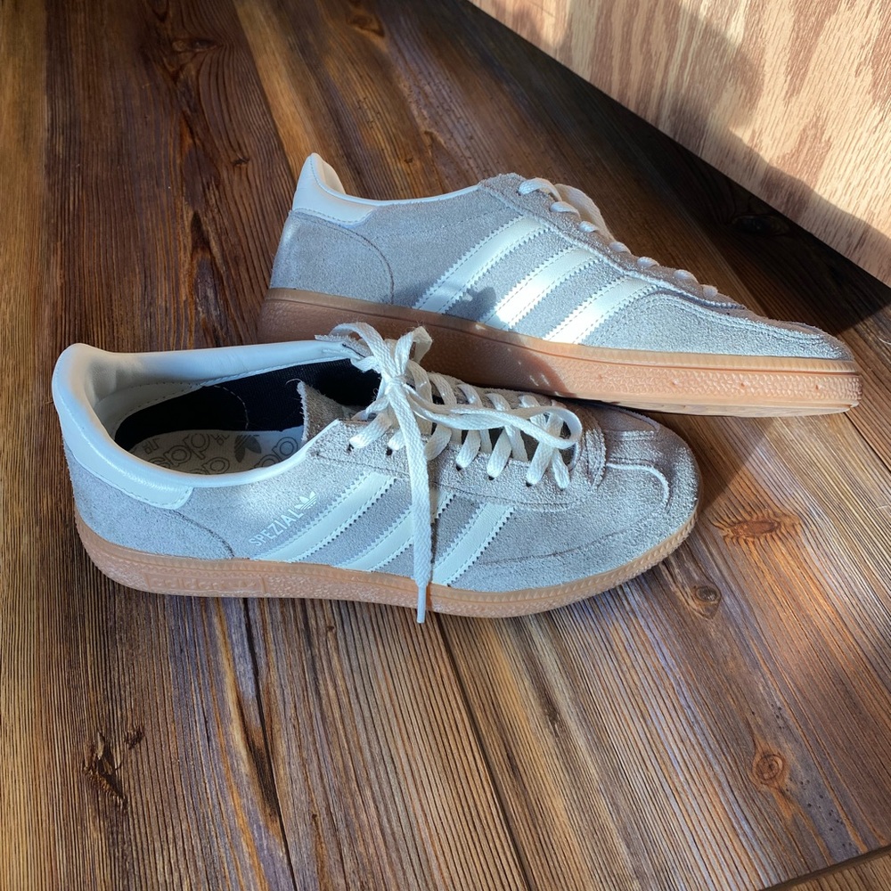 Adidas Spezial Sneakers